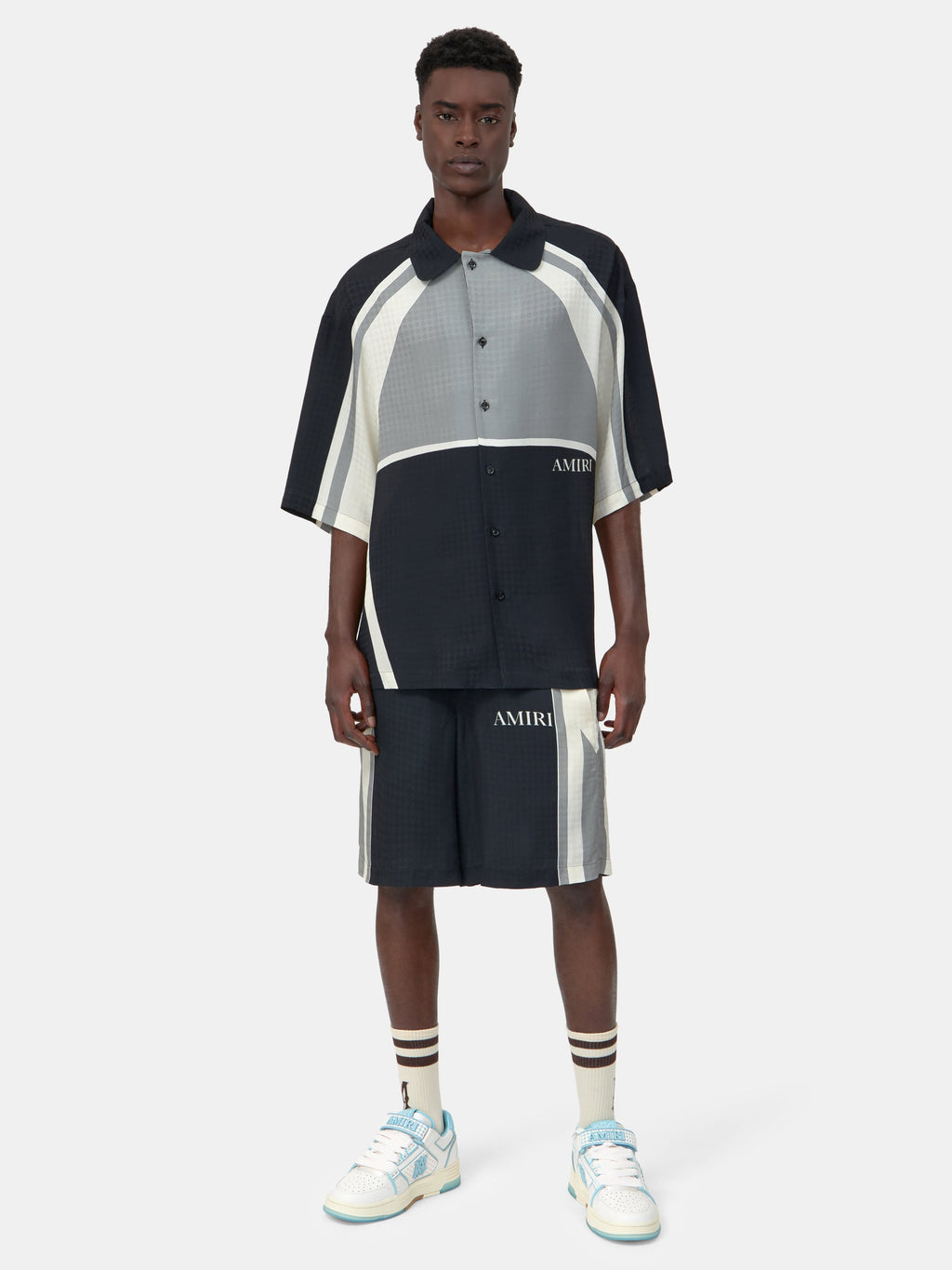 MA QUAD PANEL SHORT - Black